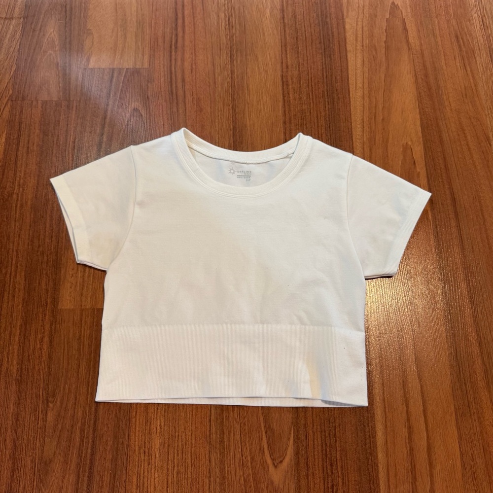 Aerie White Tee Shirt